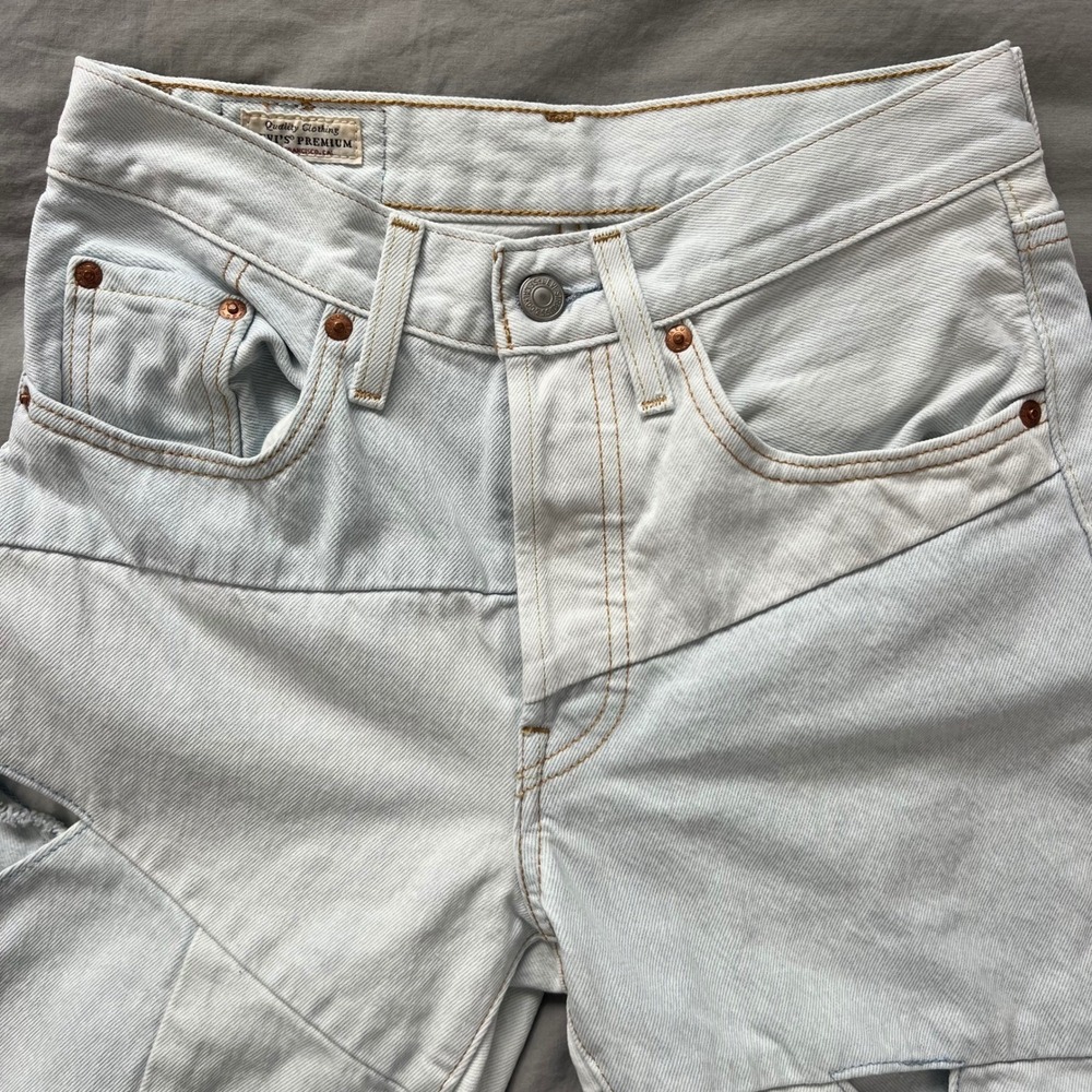 LEVI'S 501XX Cutout‎ Jeans Women's 26x26 Light Wash Premium Patchwork Distressed - Picture 3 of 16